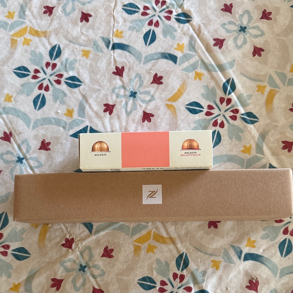 Nespresso Beach Pouch with Sample Box -new